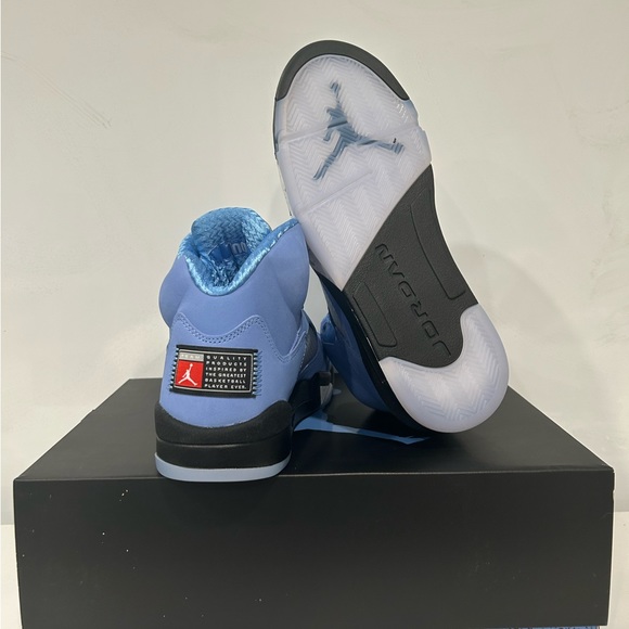 Sold - Picture 3 of 4